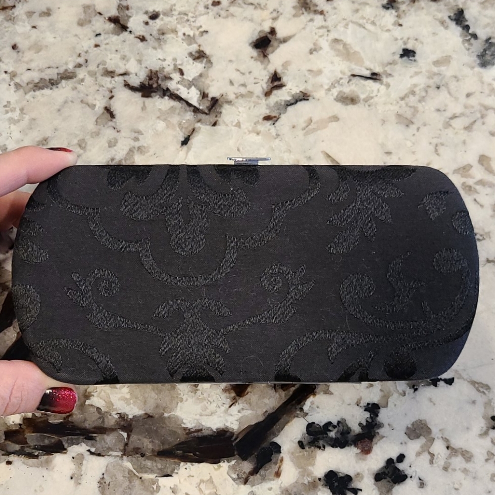 Thiry one hard sided wallet